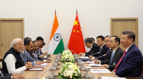 PM Modi and Chinese President Talk