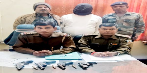 लुटेरों का हथियार रखने और  पनाह देने पर लव शुक्ला को पुलिस ने भेजा जेल