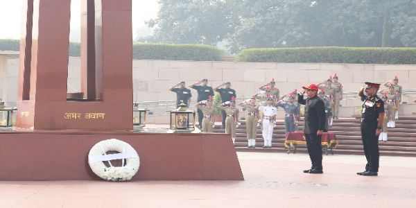 एनसीसी कल मनाएगा अपना 76वां स्थापना दिवस, रक्षा सचिव ने राष्ट्रीय युद्ध स्मारक पर बलिदानियों को दी श्रद्धांजलि