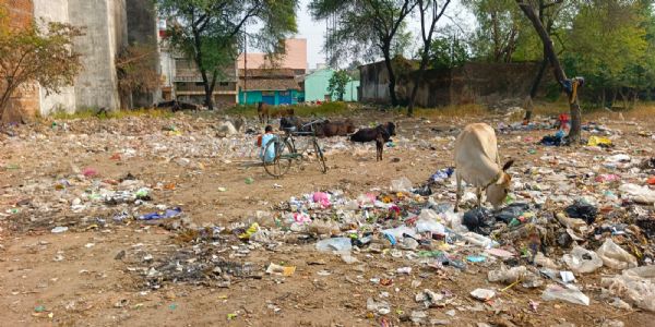 शहर में सफाई व्यवस्था बदहाल, चारों ओर फैल रहा कचरा