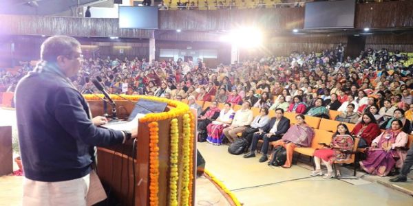 महिलाओं को सशक्त बनाने का एक भारतीय मॉडल बनाया जाना चाहिए : धर्मेंद्र प्रधान