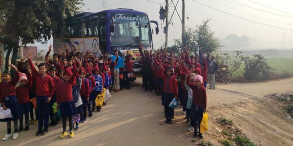 चाइल्ड फ्रेन्डली स्कूल के छात्र छात्राओं ने आंचलिक विज्ञान केंद्र का किया भ्रमण