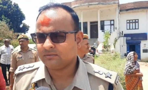 पुलिस अधीक्षक मीरजापुर अभिनंदन।