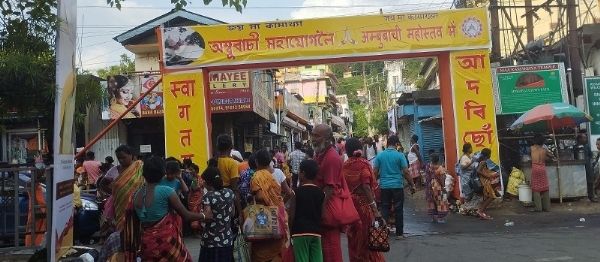 Bhandara for the devotees who came to Ambuwasi fair