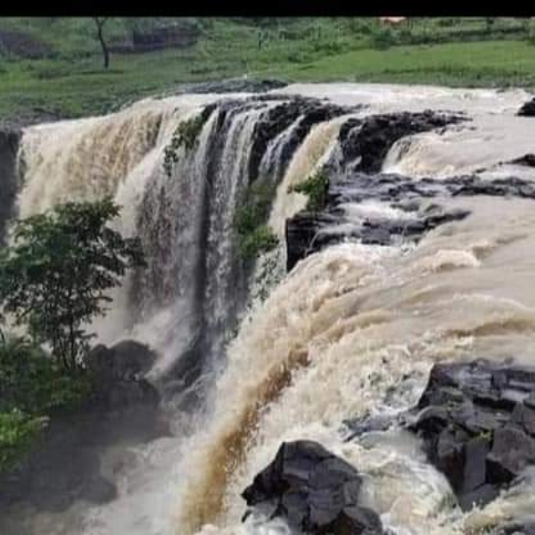 रतलाम का झरना कर रहा आकर्षित