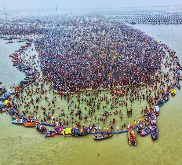 स्नान पर्व और अमृत स्नान करना को श्रद्धालुओं की सबसे पहली पसंद बना संगम नोज