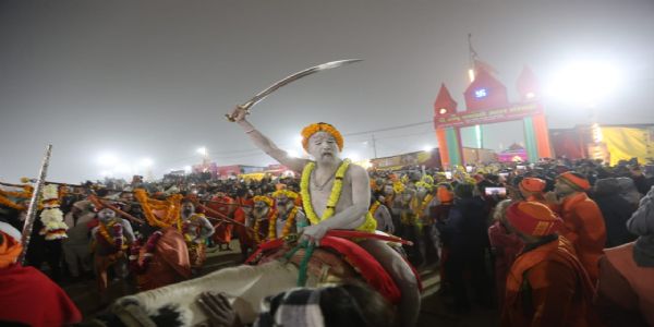 प्रयागराज महाकुंभ में सुबह 10 बजे तक 1.38 करोड़ श्रद्धालुओं ने लगाई डुबकी