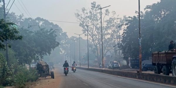 सर्द हवाओं से तापमान गिरा, जनजीवन प्रभावित