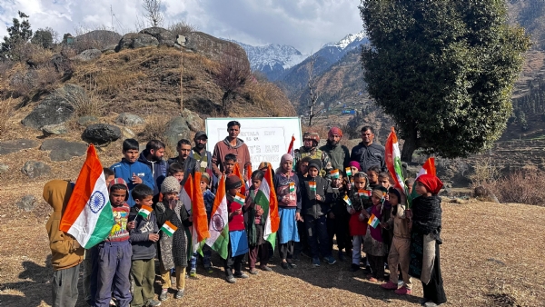 शहीद दिवस पर राष्ट्र के वीरों को श्रद्धांजलि दी