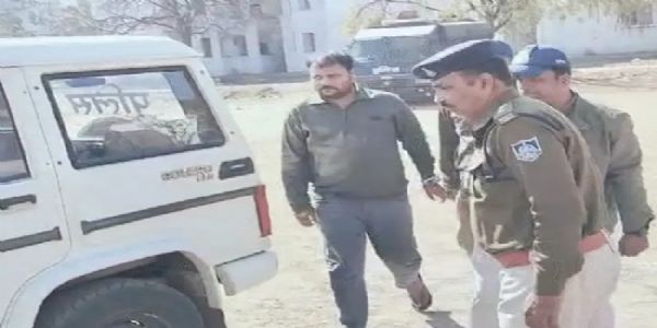 नीमचः नौकर ने ही की थी भाजपा नेता के घर चोरी, पुलिस ने किया खुलासा