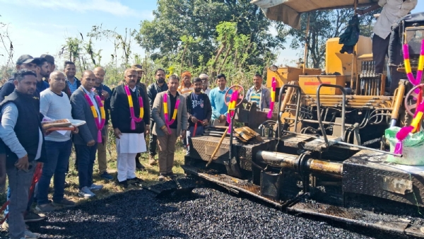 Kathua MLA started road construction work at a cost of Rs 2.5 crore.