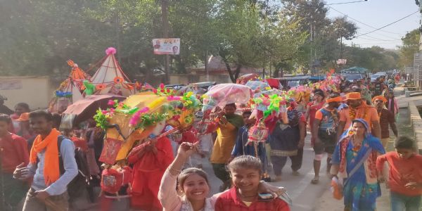 कांवड़ बेड़ों के जयकारों से गूंजा महानगर, हरिद्वार और बृजघाट से गंगाजल लेकर पहुंचे शिव भक्त