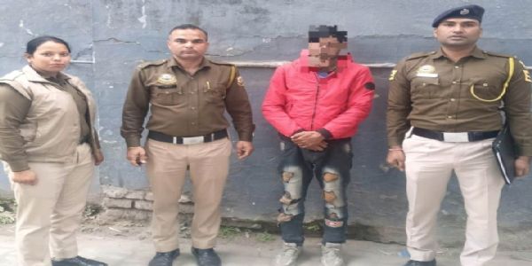 उत्तराखंड निवासी से 8 ग्राम चिट्टा बरामद