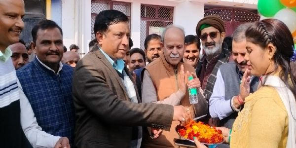 समाज को सही दिशा देने के लिए पाठशाला जैसी संस्थाएं जरूरी : बंशीधर तिवारी