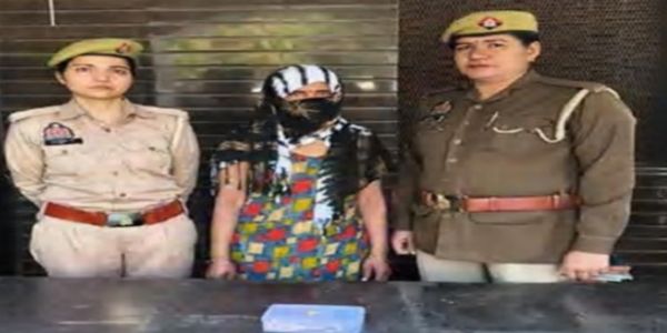 पुलिस ने चंद घंटे में चोरी का किया खुलासा, चाची ही निकली मुख्य आरोपित