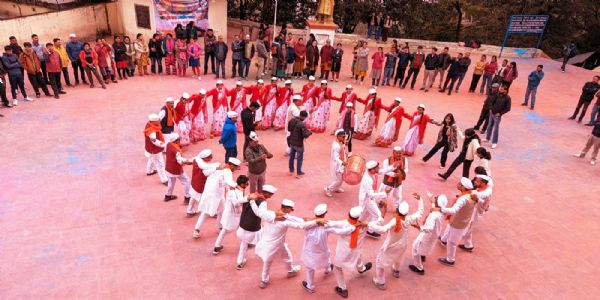 सदियों पुरानी सांस्कृतिक विरासत है कुमाउंनी शास्त्रीय होली